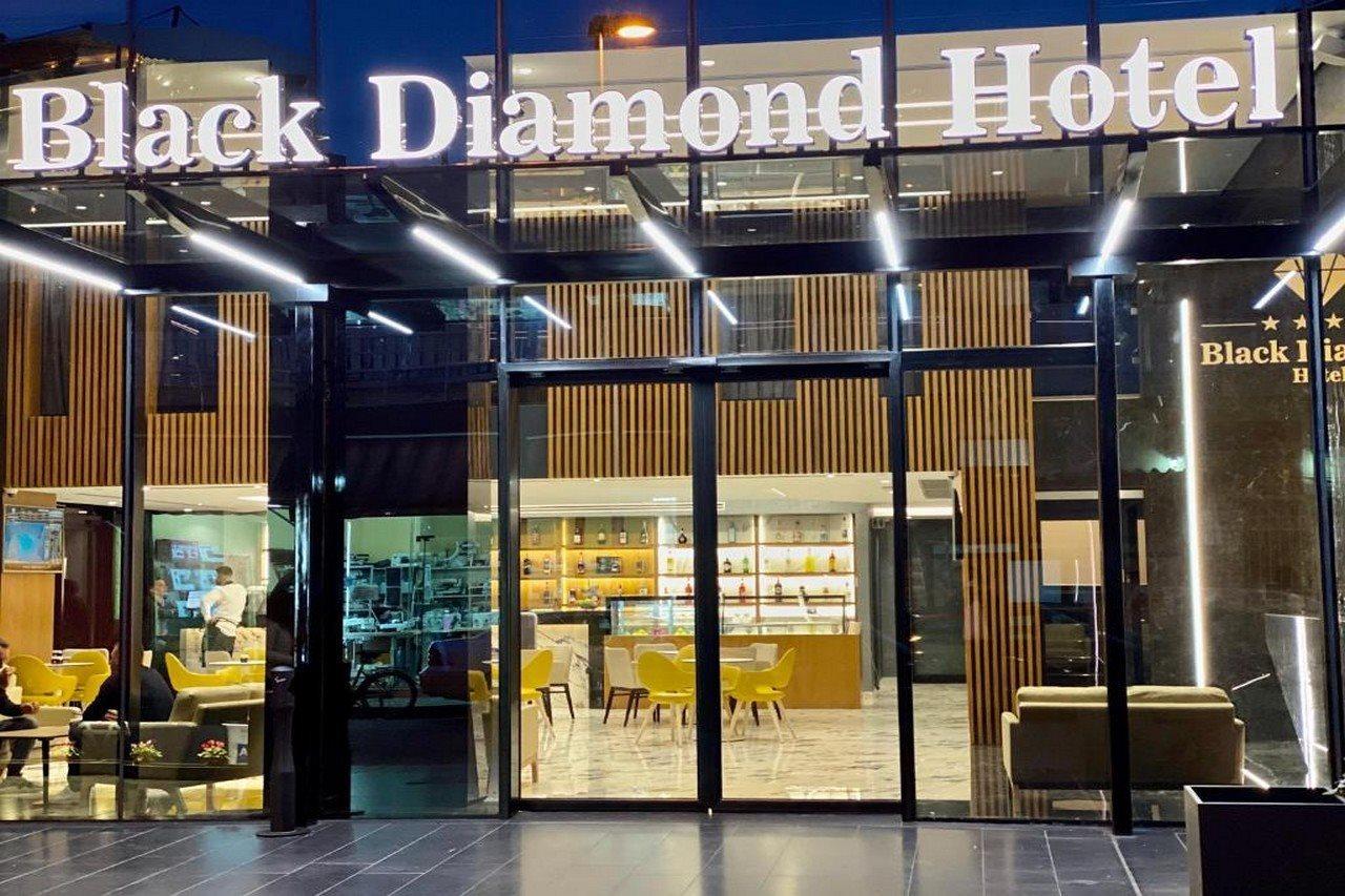 Black Diamond Hotel Tirana Buitenkant foto